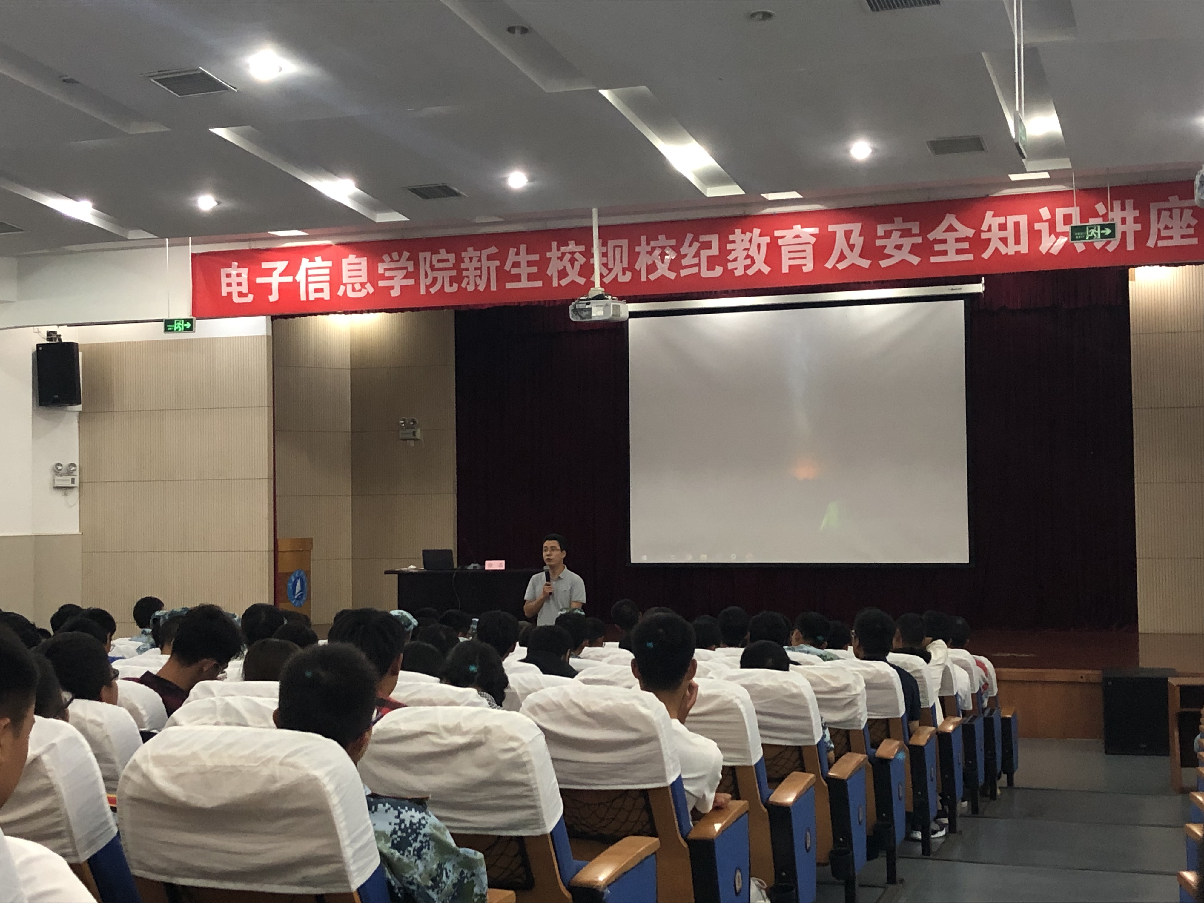 1569472850281437.jpg 1569472850281437.jpg